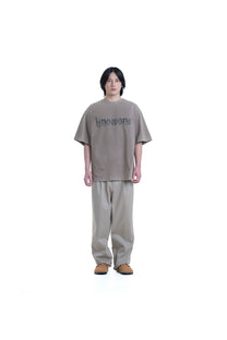 KNOWONE SNAKE PRINT RIVET TEE CEMENT